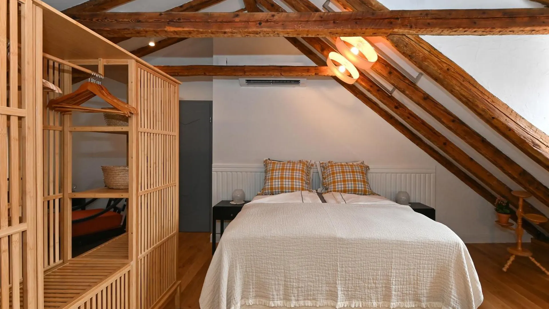 Milin Dom Apartment Hotel Split